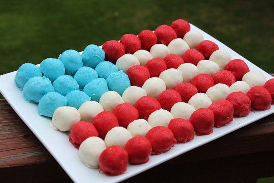 4th of July Ball Flag Cake